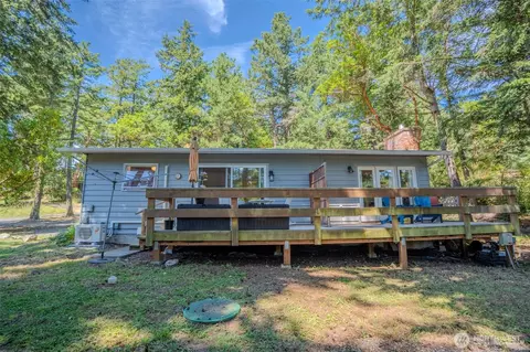 Exterior - 1179 Rosario Rd, Eastsound, WA 98245 photo 9 of 16