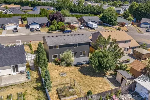 View/Area - 204 Whitley St NW, Orting, WA 98360 photo 1 of 5