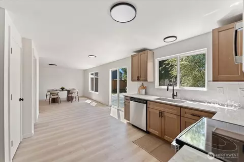 Kitchen - 204 Whitley St NW, Orting, WA 98360 photo 4 of 4