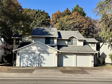 11912 SE 7th St, Vancouver, WA 98683