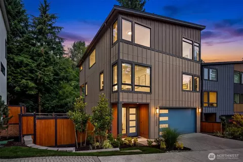 13032 SE 19th Ct, Bellevue, WA 98005