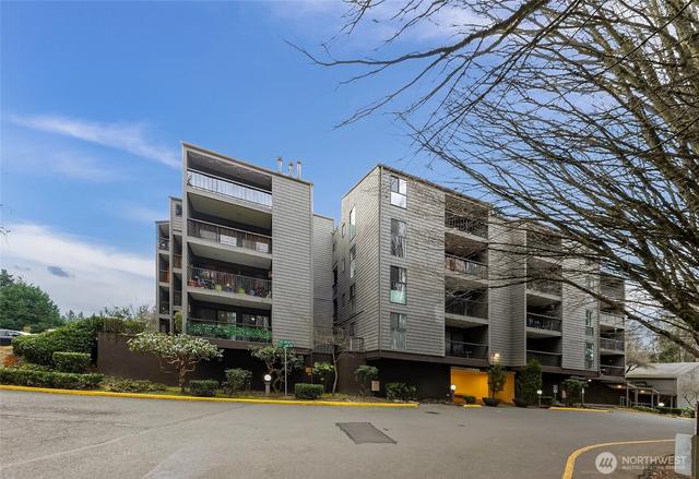 6479 NE 137th Ave NE #366, Redmond, WA 98052