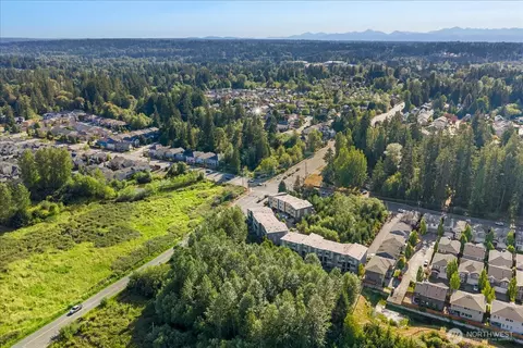 View/Area - 17905 35th Ave SE #B4, Bothell, WA 98012 photo 4 of 5