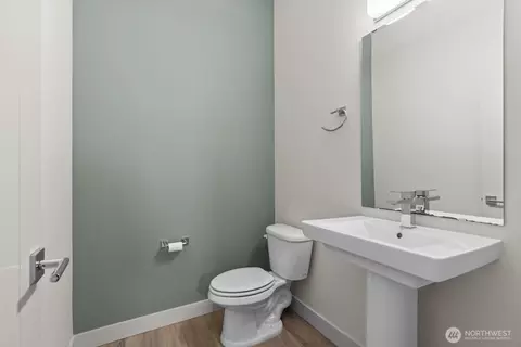 Bath - 17905 35th Ave SE #B4, Bothell, WA 98012 photo 3 of 3