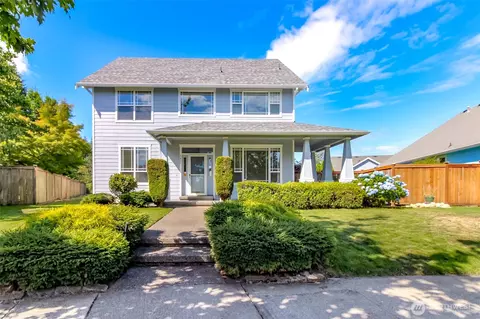 1425 Richmond Ct, Dupont, WA 98327
