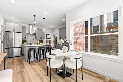Dining - 1706 N B N 47th St, Seattle, WA 98103 photo 1 of 1