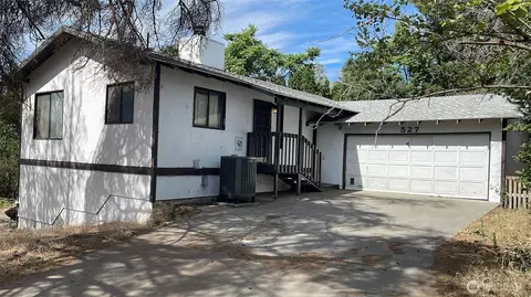 527 Ash, Omak, WA 98841