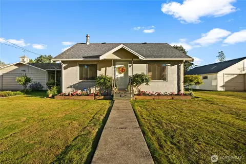 5528 23rd St E, Fife, WA 98424