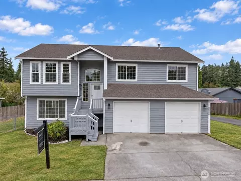 2956 Lowren Loop, Port Orchard, WA 98366