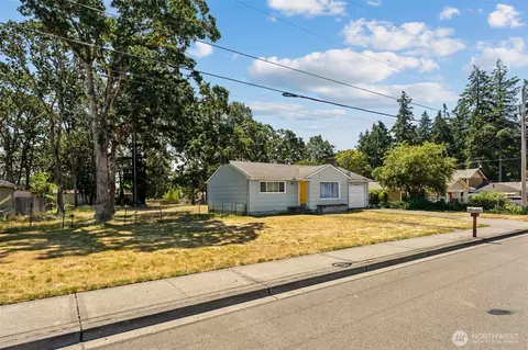 15401 Grant Ave SW, Lakewood, WA 98498