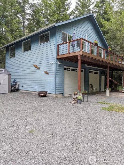 150 Glacier Dr, Mineral, WA 98355