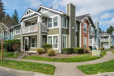 10515 221st Ln NE #102, Redmond, WA 98053