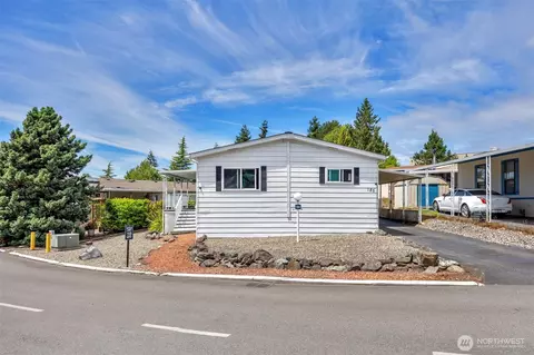 5900 64th St NE #185, Marysville, WA 98270