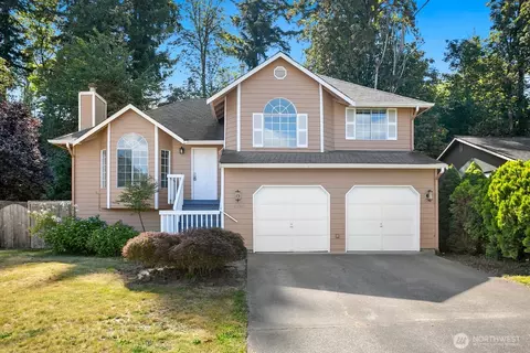 21911 SE 239th St, Maple Valley, WA 98038