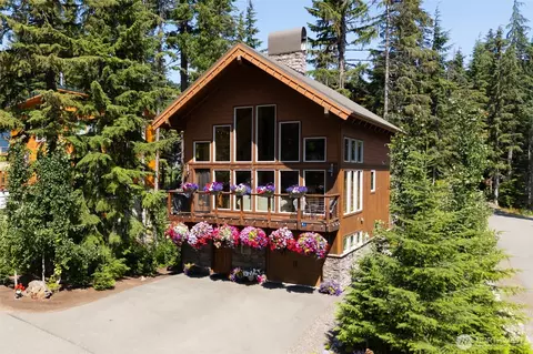 41 Cedar Ln, Snoqualmie Pass, WA 98068