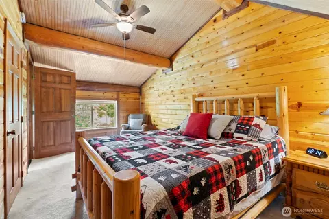 Bedroom - 231 Winter Rd, Winlock, WA 98596 photo 4 of 4