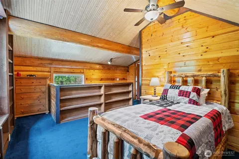 Bedroom - 231 Winter Rd, Winlock, WA 98596 photo 2 of 4