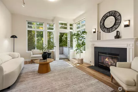 Living - 314 25th Ave E, Seattle, WA 98112 photo 1 of 3