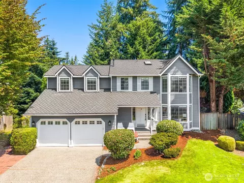 23973 SE 42nd Pl, Issaquah, WA 98029