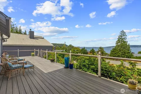 178 Skagit Ave, Camano Island, WA 98282