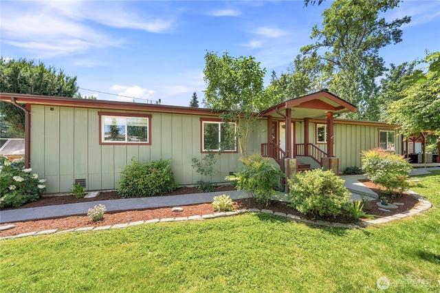 516 Beach Dr, Snohomish, WA 98290