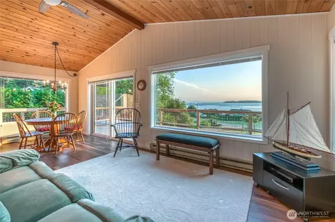 Living - 78 Lodge Ln, Eastsound, WA 98245 photo 1 of 2