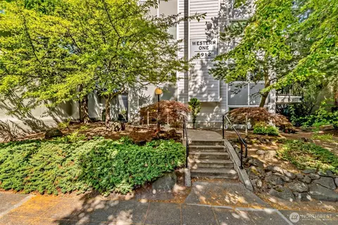 5912 California Ave SW #102, Seattle, WA 98136