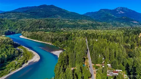 View/Area - 46649 Baker Loop Rd, Concrete, WA 98237 photo 5 of 9