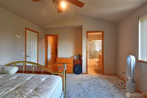 Bedroom - 10523 7th Ave W, Everett, WA 98204 photo 2 of 4