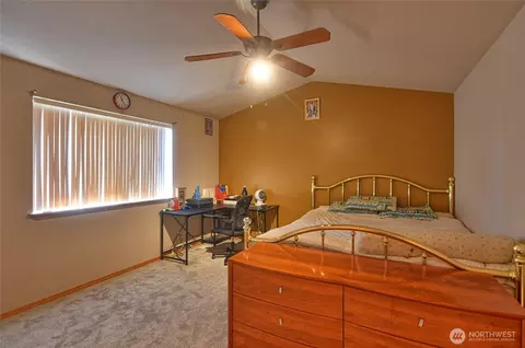Bedroom - 10523 7th Ave W, Everett, WA 98204 photo 1 of 4