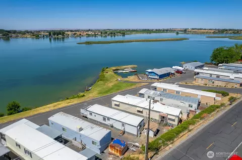 1908 Marina Dr # 4, Moses Lake, WA 98837