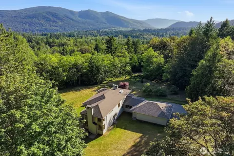 30024 SE 58th St, Preston, WA 98050