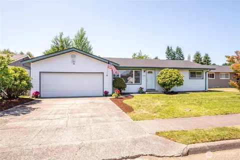 Exterior - 1703 33rd Ave, Longview, WA 98632 photo 9 of 9