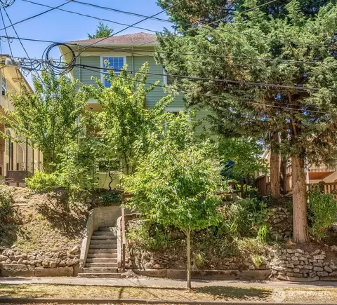 2021 15th Ave S, Seattle, WA 98144