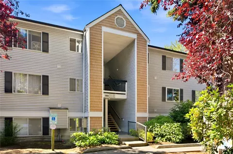 1003 156th Ave NE #308, Bellevue, WA 98007