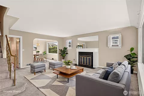 Living - 1831 Rucker Ave, Everett, WA 98201 photo 1 of 6