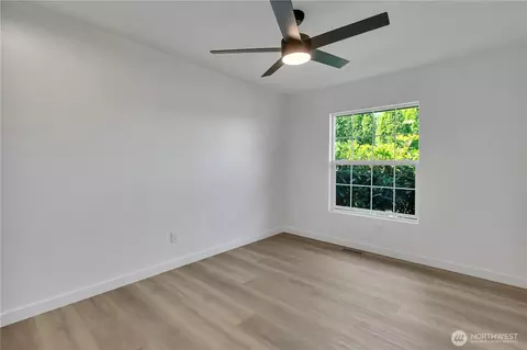 Bedroom - 101 Jewell St, Enumclaw, WA 98022 photo 1 of 1