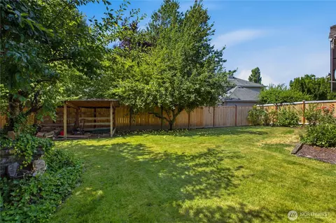 Exterior - 101 Jewell St, Enumclaw, WA 98022 photo 5 of 6