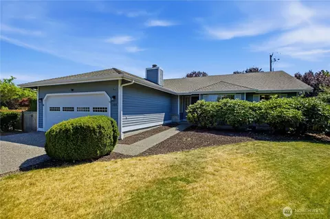 Exterior - 101 Jewell St, Enumclaw, WA 98022 photo 2 of 6