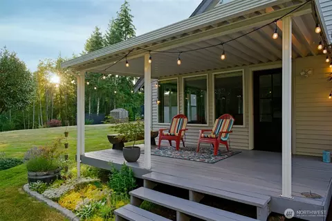 305 NW Paulson Rd, Poulsbo, WA 98370