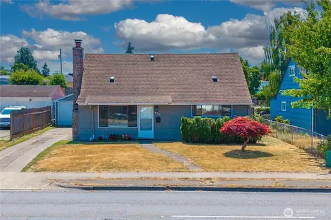 834 S 72nd St, Tacoma, WA 98408