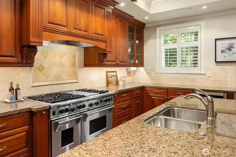 Kitchen - 725 Harvard Ave E, Seattle, WA 98102 photo 1 of 4