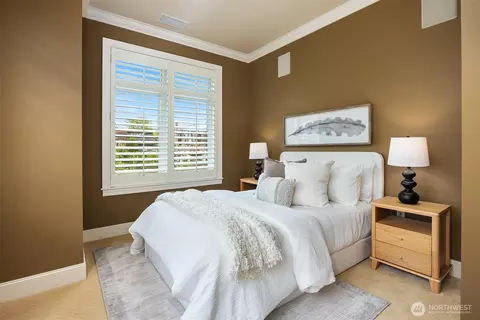 Bedroom - 725 Harvard Ave E, Seattle, WA 98102 photo 3 of 4