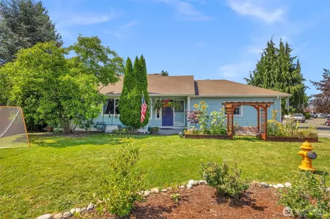 10210 59th Dr NE, Marysville, WA 98270