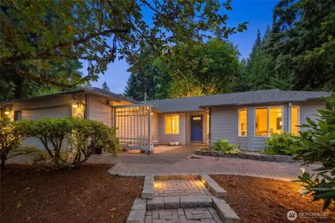 2418 Woodfield Loop SE, Olympia, WA 98501