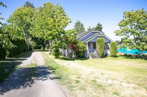 3016 Cottonwood Ave, Bellingham, WA 98225