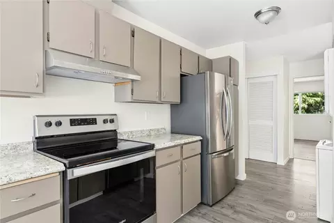 14136 74th Pl NE #15C, Kirkland, WA 98034 photo 7