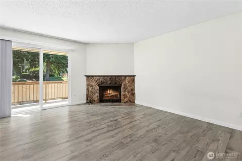 14136 74th Pl NE #15C, Kirkland, WA 98034 photo 3