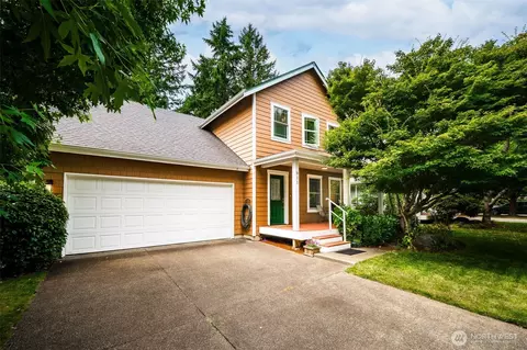 911 Sarah Ct NW, Olympia, WA 98502