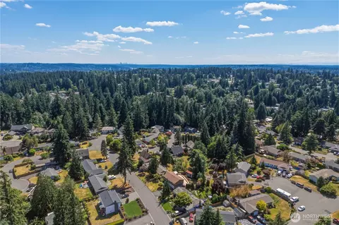 View/Area - 21812 2nd Ave SE, Bothell, WA 98021 photo 2 of 2